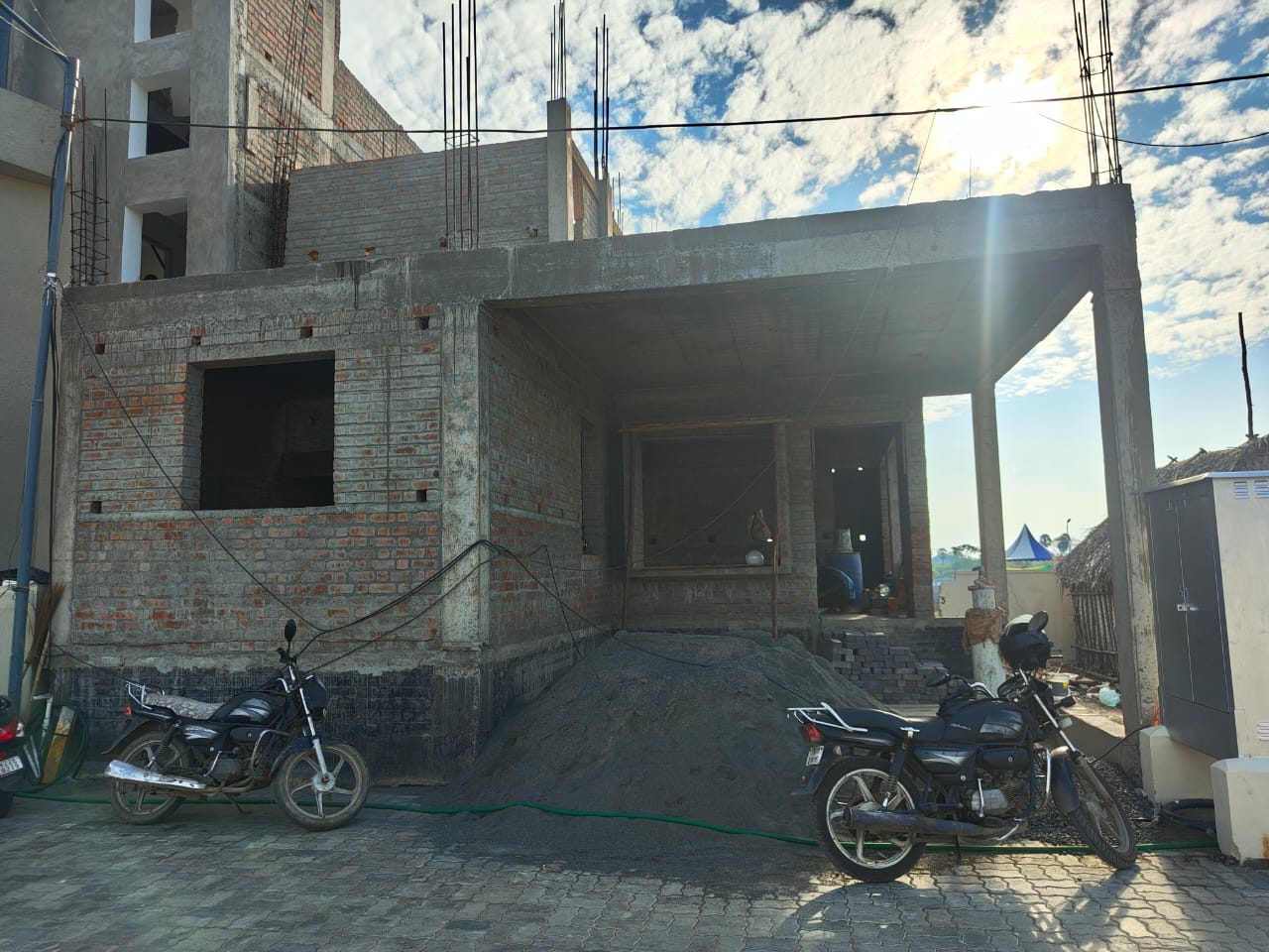 Wide view of the structure under construction in Navalur, Chennai