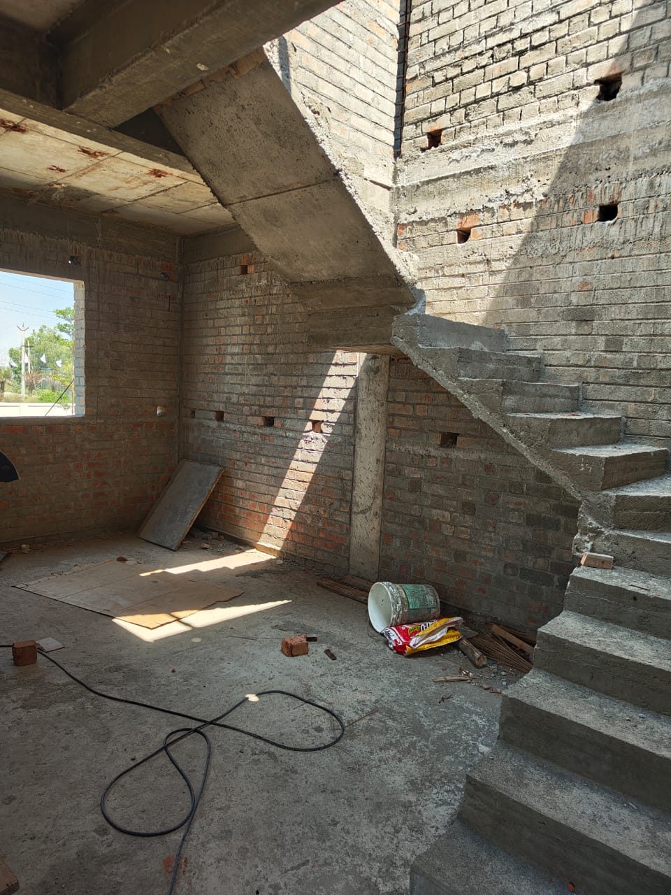 RCC staircase under construction in Navalur, Chennai